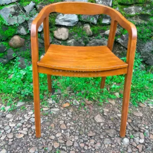 Kursi kafe Shima finishing natural walnut