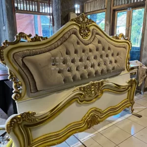 Tempat Tidur Sabrina Model Ukiran, Harga Terbaik