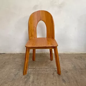 Brian - Kursi kayu modern cocok untuk cafe