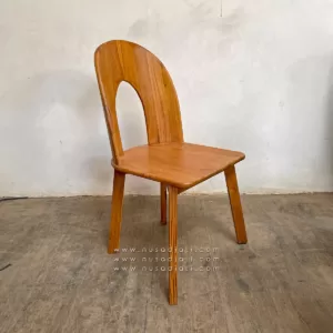 Brian - Kursi kayu modern cocok untuk cafe