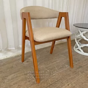 Kursi Makan Kayu Letter A