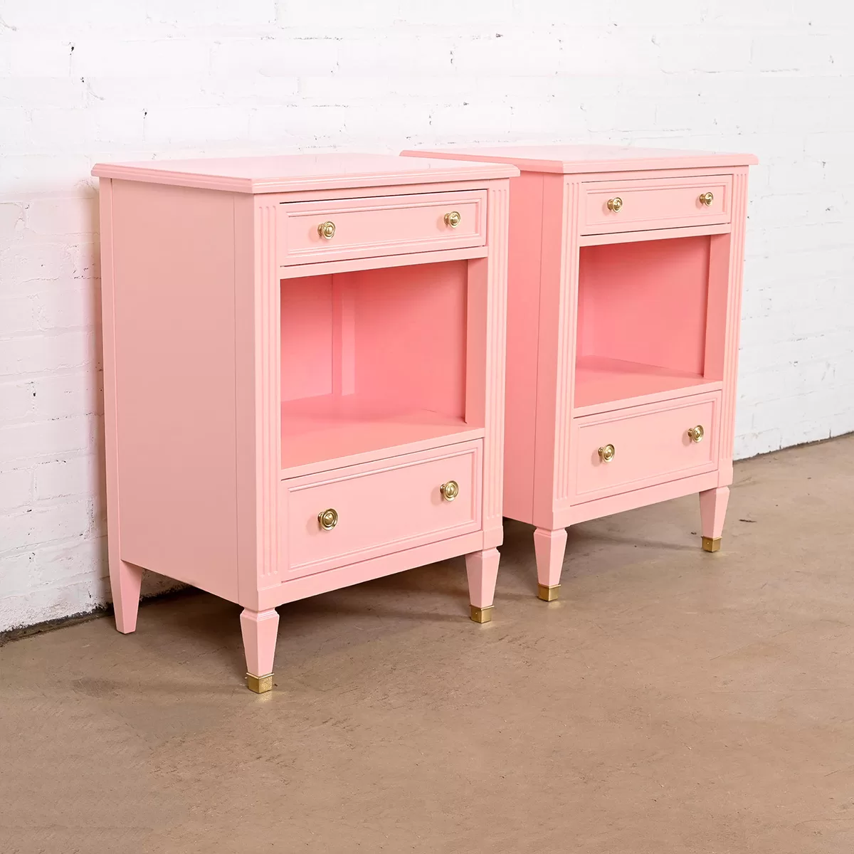 Meja-Lampu-Nakas-Minimalis-Ella-006 Meja Lampu Nakas Minimalis Ella