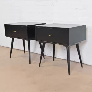 Meja Nakas Klasik Scandinavia Ava