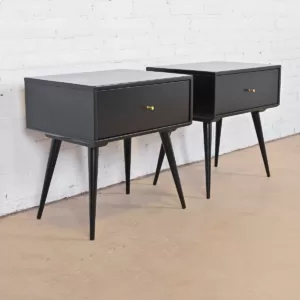 Meja Nakas Klasik Scandinavia Ava