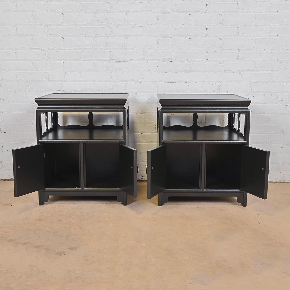 Meja-Samping-Kamar-Tidur-Zoe-005 Meja Samping Kamar Tidur Zoe