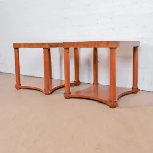 Nakas Antik Bahan Kayu - Evan