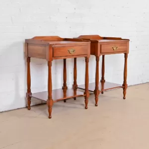 Nakas Kayu Jati Bob Natural Walnut