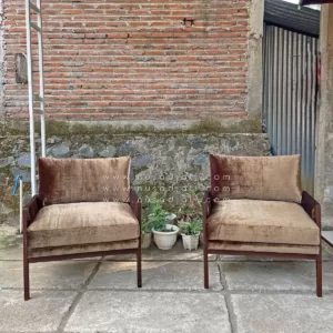 Sofa Single Desain Klasik Modern Kain Bludru