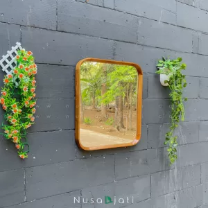 Cila - Cermin Dekorasi Kotak Persegi