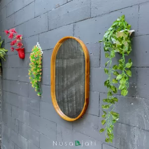 Dila - Cermin Gantung Desain Oval