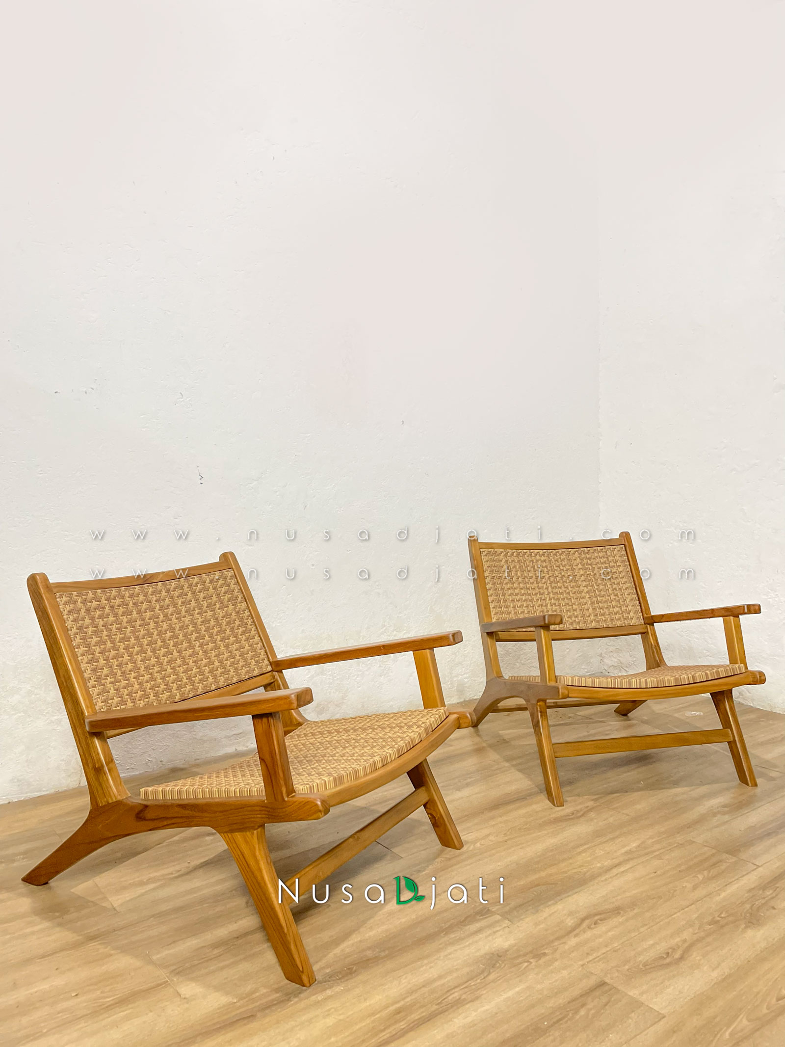 Kursi Santai Anyaman Rotan Sintetis By Nusadjati 004 Kursi Santai Anyaman Rotan Sintetis By Nusadjati 004