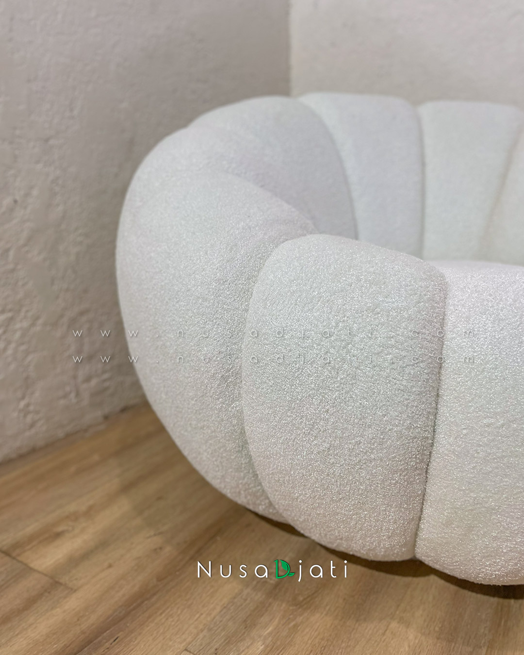 Pouf-Sofa-Labu-Lira-003 Pouf Sofa Labu Lira