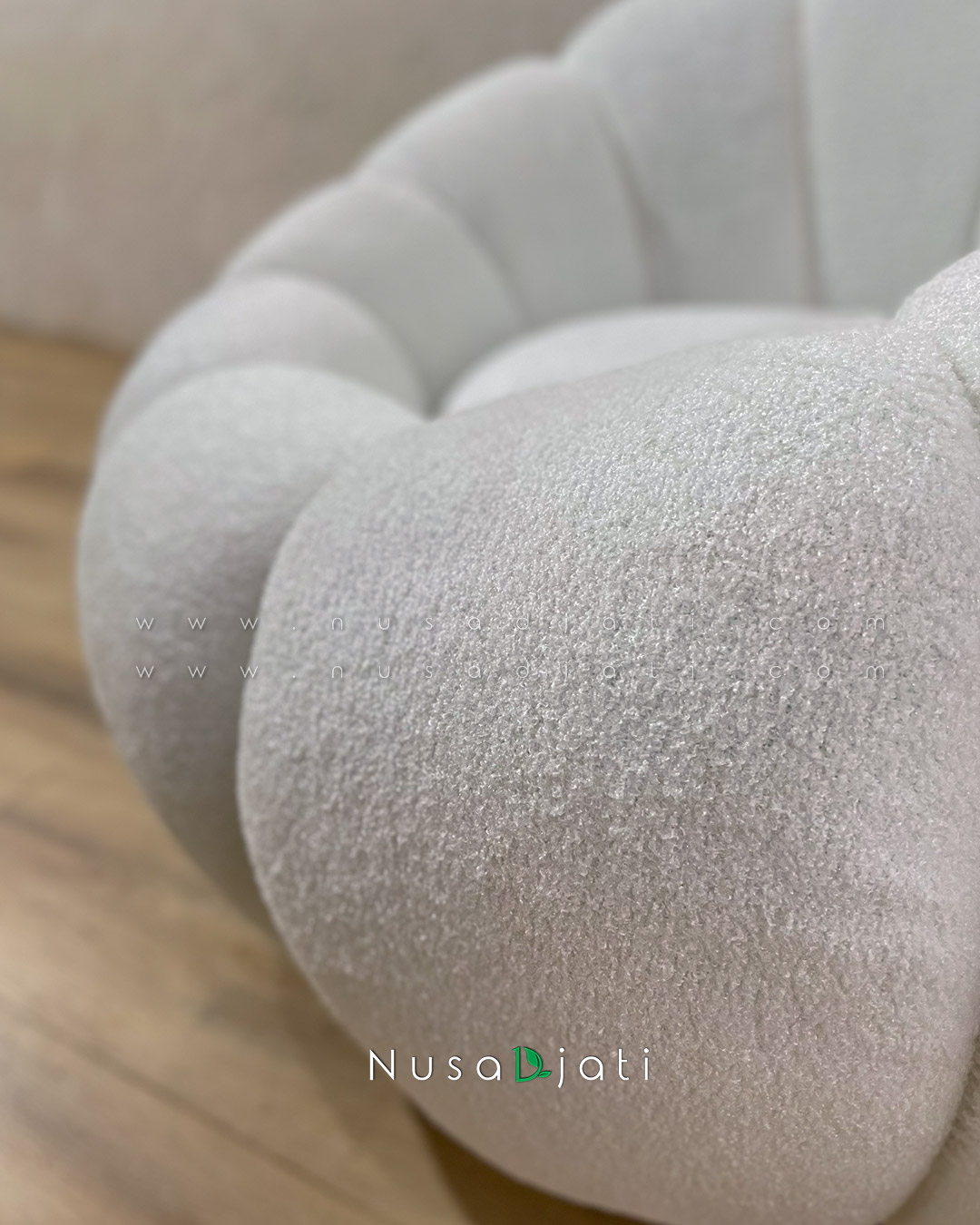 Pouf-Sofa-Labu-Lira-004 Pouf Sofa Labu Lira