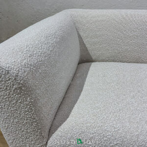 Sofa Bouncle White Malo warna putih kain bouclé minimalis modern 2 seater