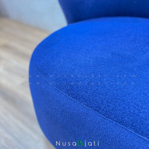 Sofa Bulat Armchair Eira warna biru desain modern minimalis single chair