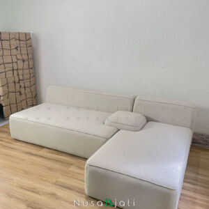 Sofa Putih Estetik Nova