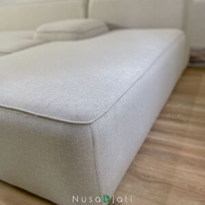 Sofa Putih Estetik Nova