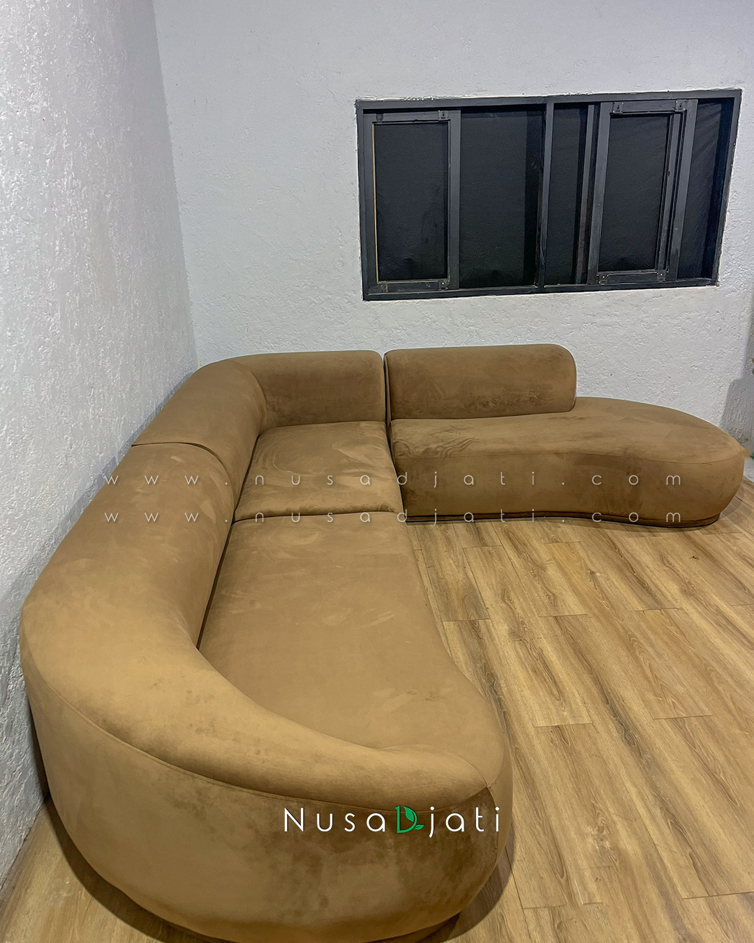 Large Sofa Curved Freya Large Sofa Curved Freya