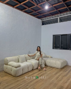 Sofa Boba Kain Bludru Putih